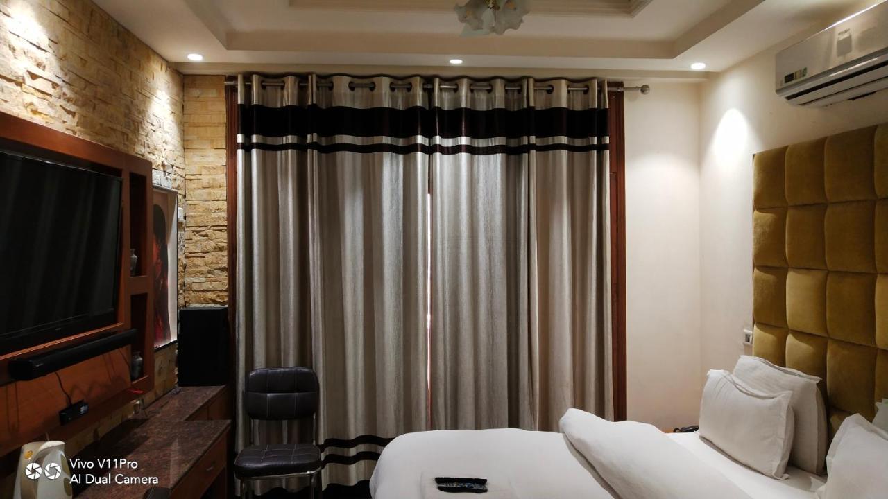 Stay @ 203 Noida Exterior foto